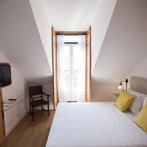 otilia-apartments.hotels-lisbon-portugal.com/