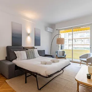 renovated-apartment-80m2-6p-2br-cannes-palm-beach.fr-provencehotel.com/